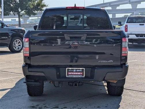 2022 Nissan Frontier PRO-4X