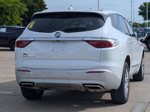 2023 Buick Enclave Essence FWD