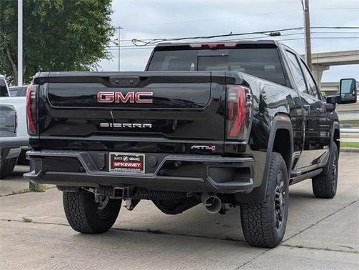 2025 GMC Sierra 2500 AT4
