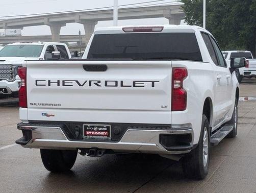 Summit White 2024 Chevrolet Silverado 1500 LT