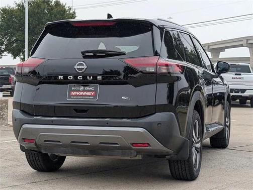 2022 Nissan Rogue SL