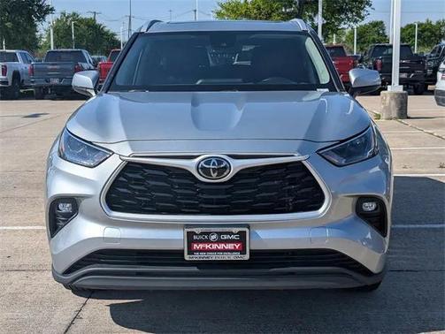 2024 Toyota Highlander LE