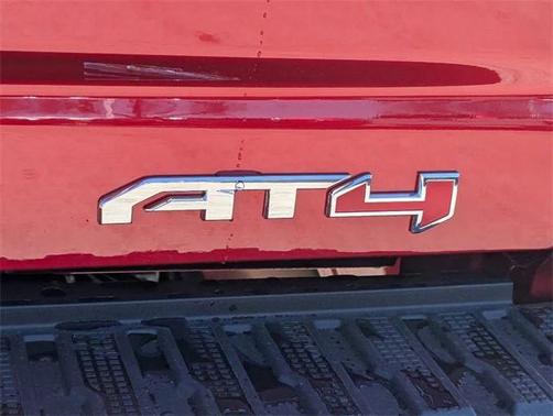 2025 GMC Sierra 2500 AT4