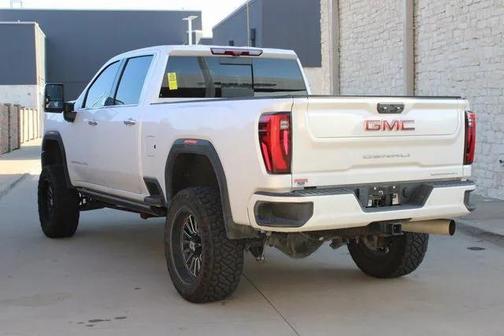 2024 GMC Sierra 2500 Denali