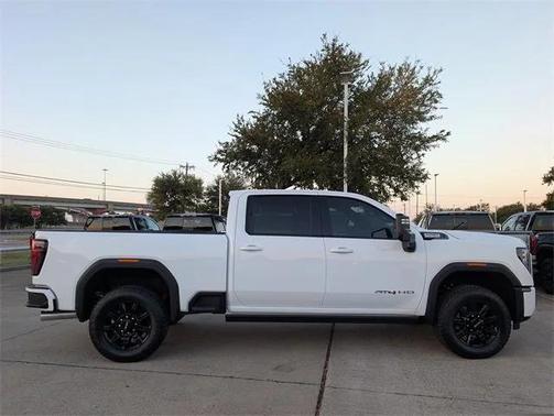 2026 GMC Sierra 2500 AT4