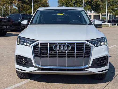 2023 Audi Q7 55 Premium