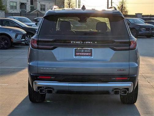 2025 GMC Acadia Denali