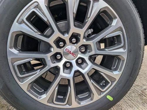 Glacier White Tricoat 2026 GMC Yukon XL Denali