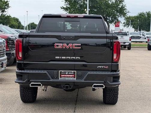 2025 GMC Sierra 1500 AT4