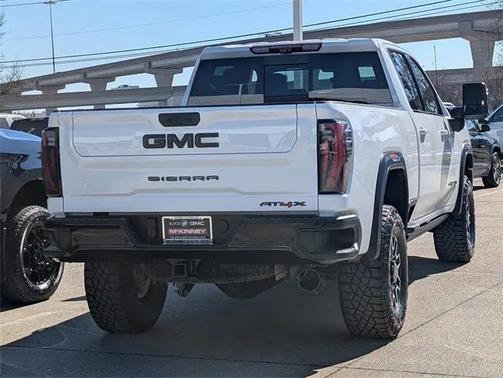 2025 GMC Sierra 2500 AT4X