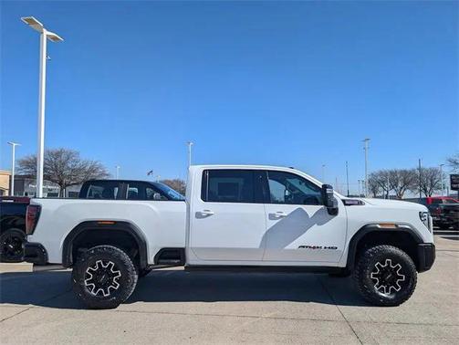 2025 GMC Sierra 2500 AT4X