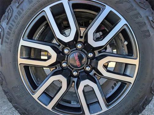 2024 GMC Sierra 1500 AT4