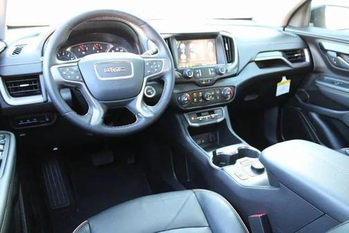2024 GMC Terrain AWD AT4