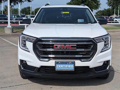 2024 GMC Terrain AWD AT4