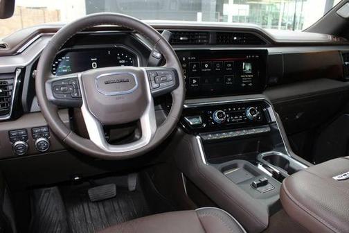 2024 GMC Sierra 2500 Denali