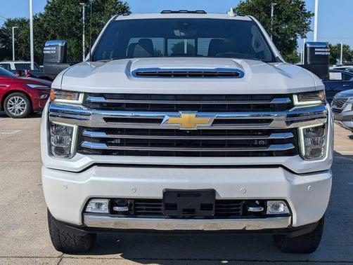 Iridescent Pearl Tricoat 2022 Chevrolet Silverado 2500 High Country