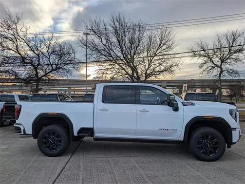 2026 GMC Sierra 2500 AT4