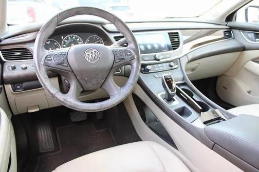 2017 Buick LaCrosse Essence