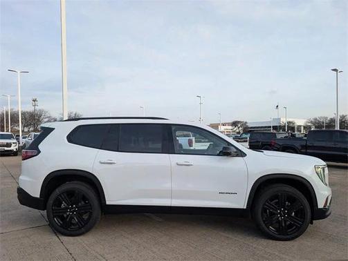 2026 GMC Acadia Elevation FWD