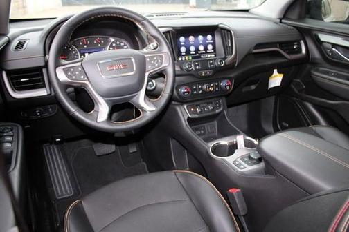 Summit White 2024 GMC Terrain AT4