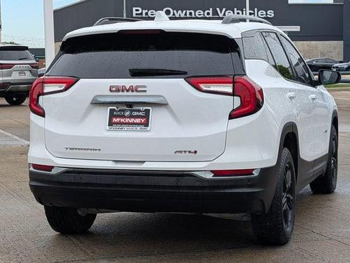 Summit White 2024 GMC Terrain AWD AT4