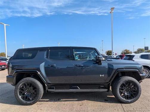 2026 GMC HUMMER EV SUV 2X
