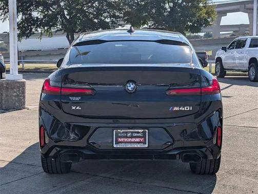 2023 BMW X4 M40i