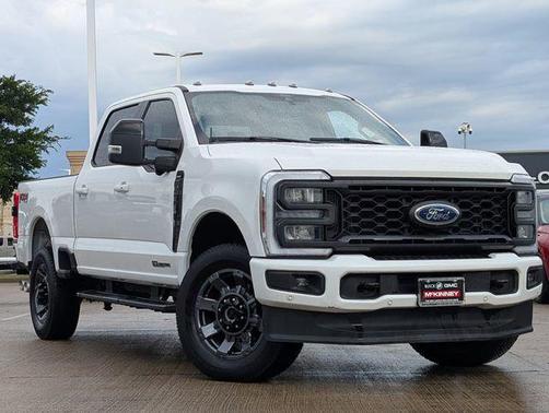 Star White Metallic Tri-Coat 2024 Ford F-250 Lariat