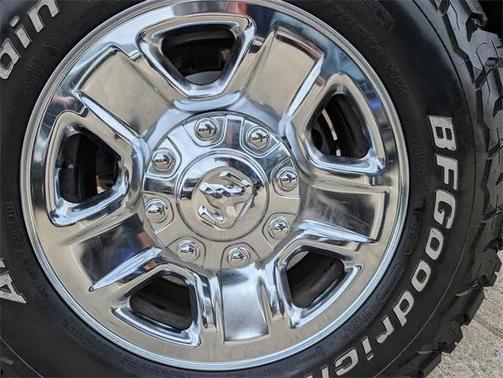 2020 RAM 2500 Tradesman Crew Cab 4x4 6'4' Box