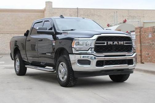 2020 RAM 2500 Tradesman Crew Cab 4x4 6'4' Box