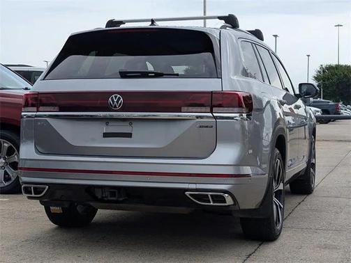 2024 Volkswagen Atlas 2.0T SEL Premium R-Line 4MOTION