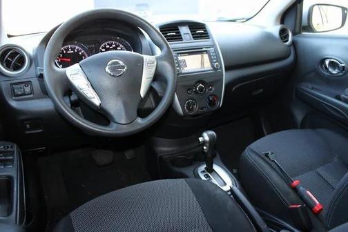 2015 Nissan Versa 1.6 SL
