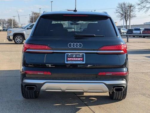 2025 Audi Q7 55 Premium Plus