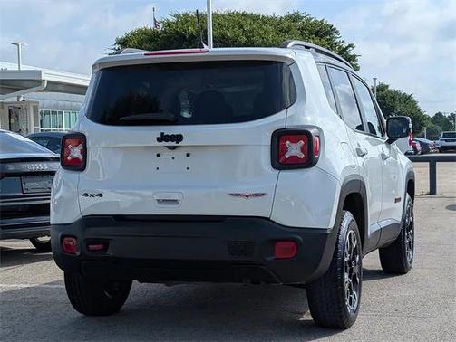 2023 Jeep Renegade Trailhawk