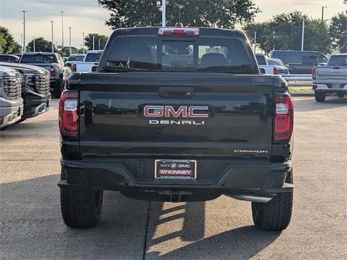 2025 GMC Canyon Denali