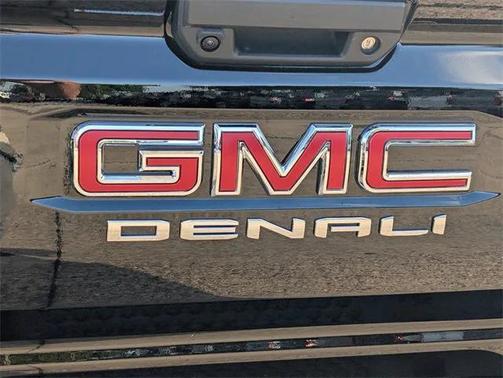 2025 GMC Canyon Denali