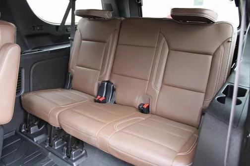 2021 Chevrolet Suburban 4WD High Country