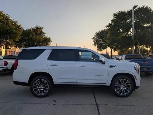 2025 GMC Yukon Denali