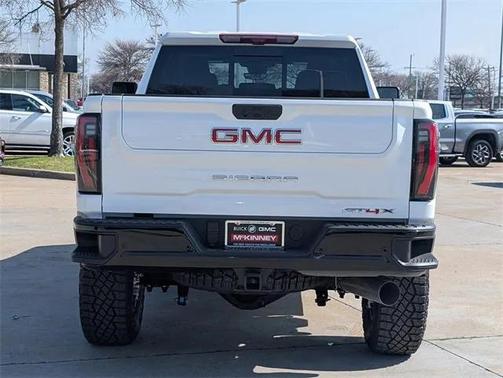 2025 GMC Sierra 2500 AT4