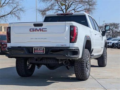2025 GMC Sierra 2500 AT4