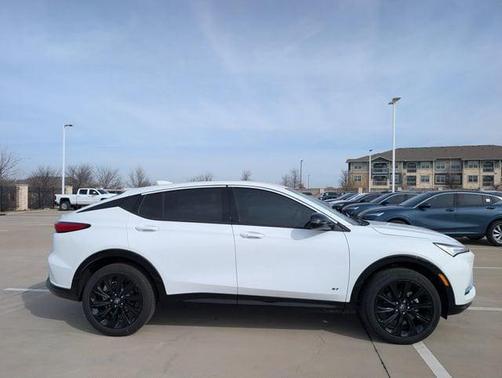 Summit White 2026 Buick Envista Sport Touring FWD