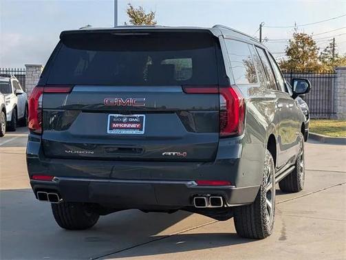 2026 GMC Yukon XL 4WD AT4