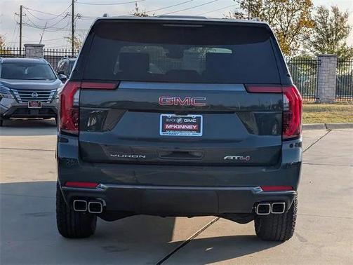 2026 GMC Yukon XL 4WD AT4