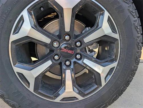 2026 GMC Yukon XL 4WD AT4