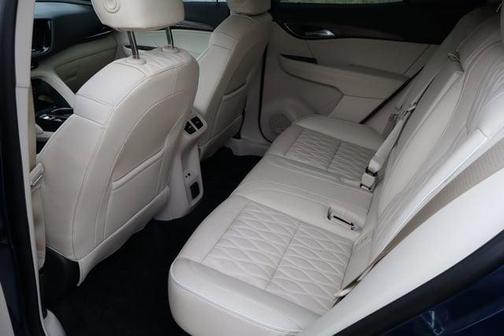 Sapphire Metallic 2023 Buick Envision Avenir FWD