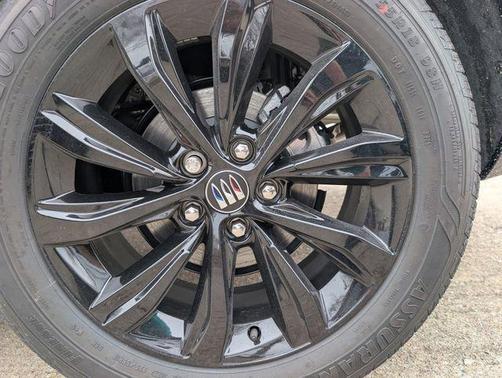 Moonstone Gray Metallic 2026 Buick Envista Sport Touring FWD