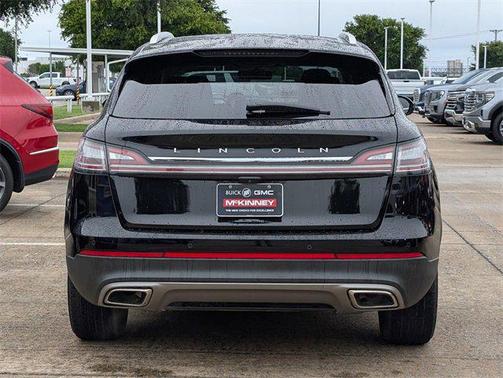 2022 Lincoln Nautilus Standard