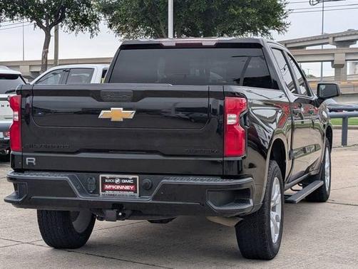 Black 2022 Chevrolet Silverado 1500 Limited Custom