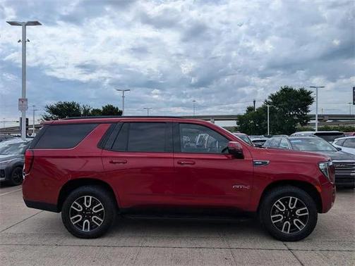 2024 GMC Yukon 4WD AT4