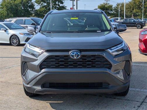 2023 Toyota RAV4 Hybrid XLE